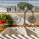 Baia L'aura 8, Emma イスピカ