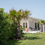 Baia L'aura 8, Emma *