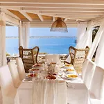 Baia L'aura 8, Emma